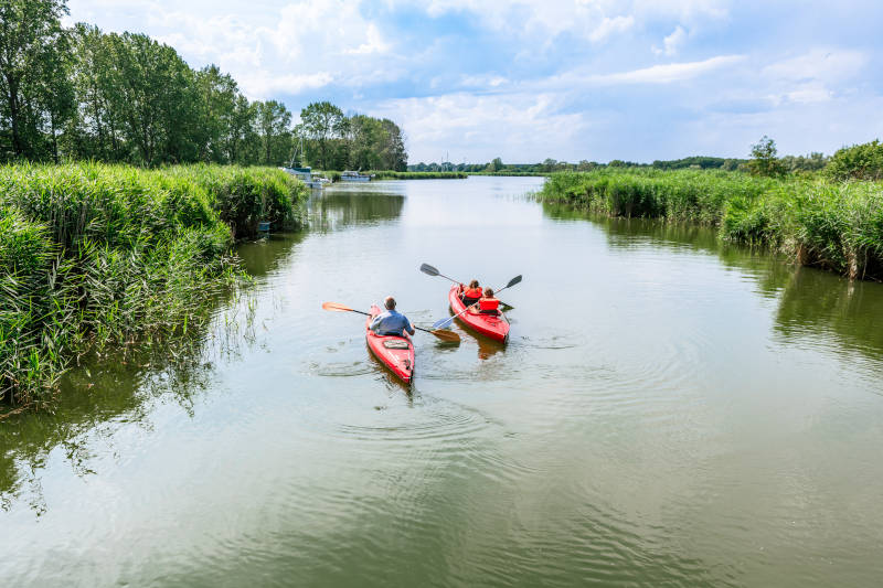 Aktiver Urlaub in Usedom mit Kanutour auf dem Achterwasser