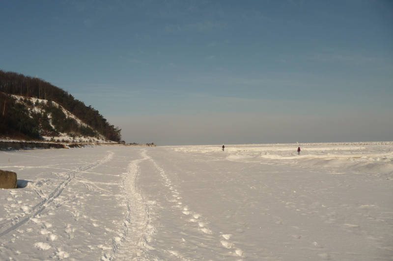 Eisschollen an der Ostsee im Seebad Kölpinsee