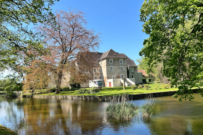 Schlossgraben des Wasserschlosses Mellenthin